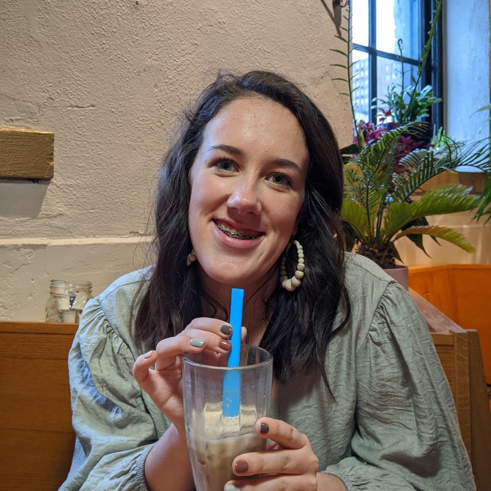 Meet your Posher, Makenzie